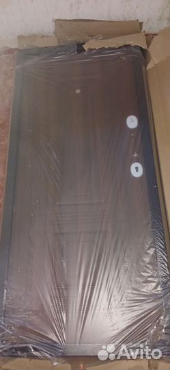 Дверь входная металлическая новая