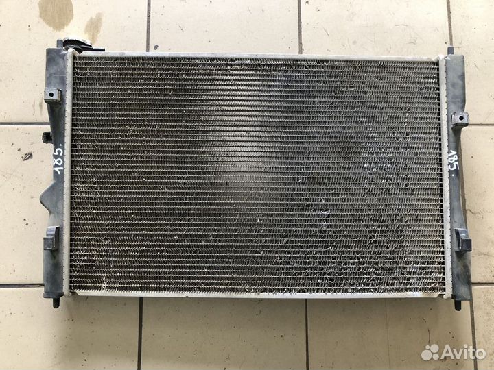Радиатор охлаждения двигателя Mitsubishi Colt Z30