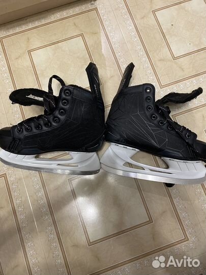 Коньки хоккейные 38 размер