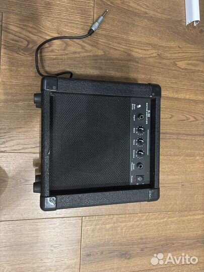 Комбоусилитель