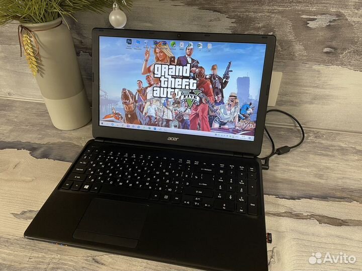 Intel i3 SSD 420GB озу 6GB GeForce 820M 15.6