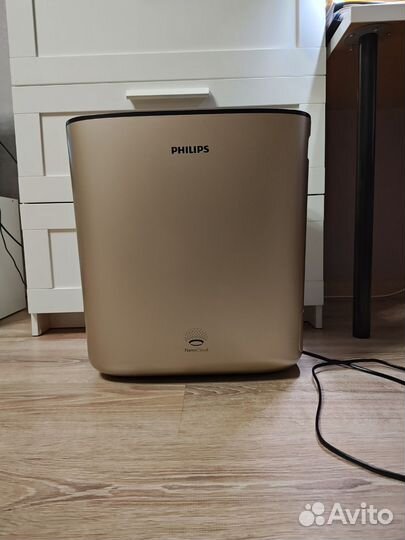 Увлажнитель мойка воздуха воздух Philips HU5931/10