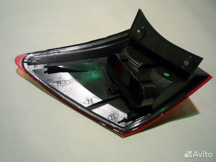 Фонарь задний правый внешний Ниссан Кашкай 2006-14