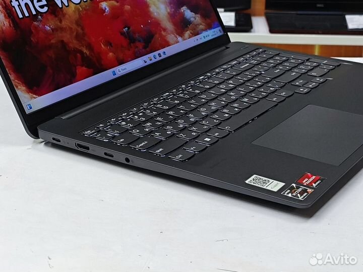 Ноутбук Lenovo 16