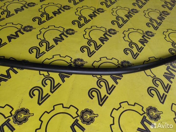 Ветровик левый Subaru Legacy BPE EZ30D 03.2006