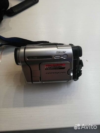 Видеокамера Sony CCD-TRV238E