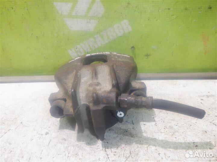 Суппорт передний правый Форд Фокус 1