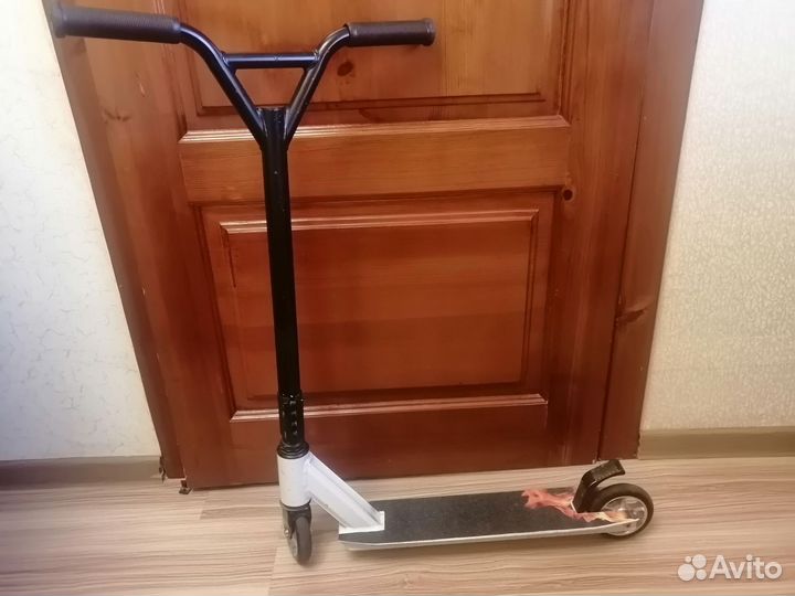 Трюковой самокат