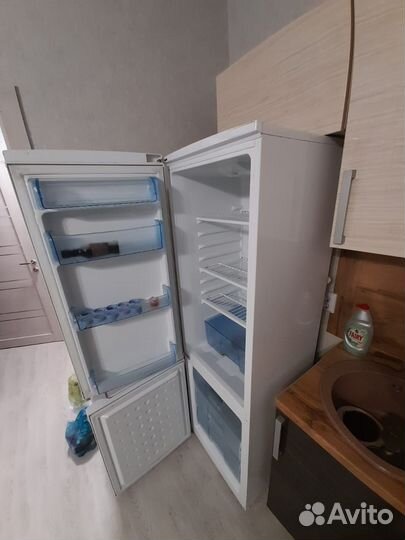 Холодильник не рабочий