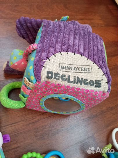 Развивающие игрушки для малышей пакетом 0+