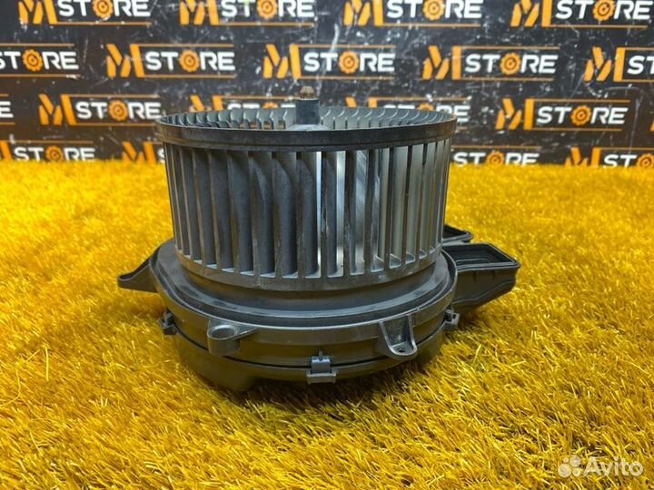Мотор печки Mercedes-Benz M-Class W166 276.955