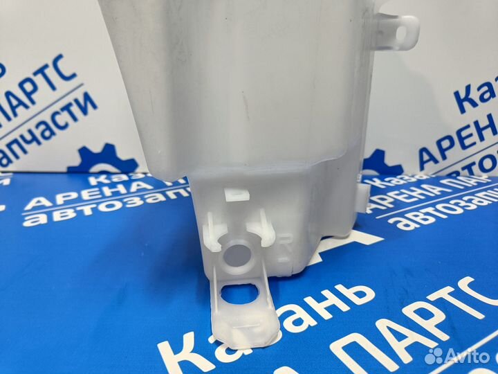 Бачок омывателя на Kia Ceed JD 2012-2018