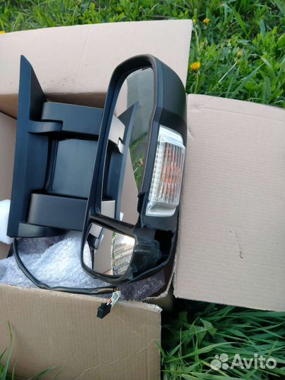 Зеркало правое для Пежо средней длины(электро)