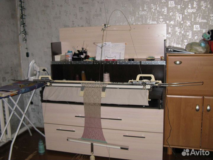 Вязальная машина Бразер