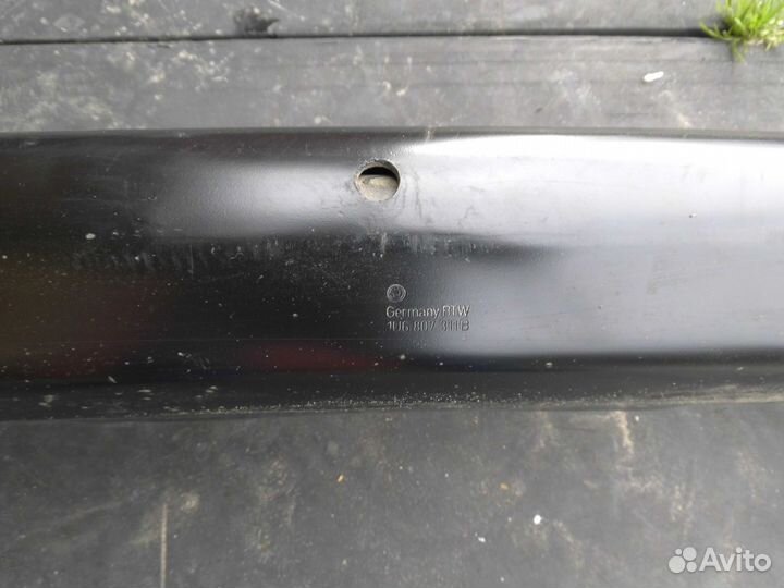 Усилитель бампера