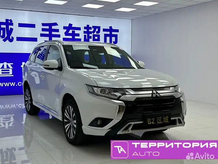 Mitsubishi Outlander 2.0 CVT, 2022, 26 000 км