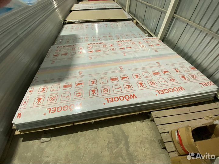 Монолитный поликарбонат Woggel 02 мм (Бронза)