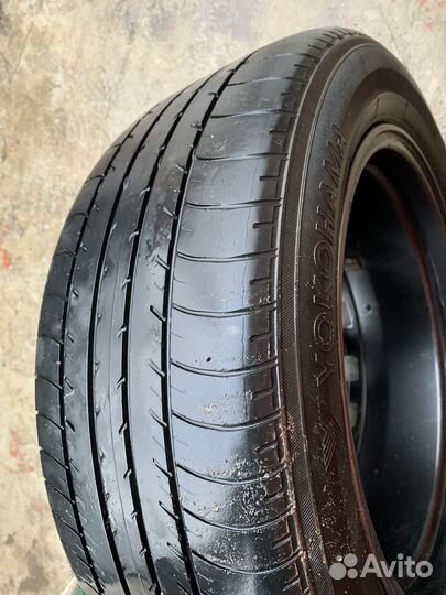 Yokohama BluEarth E70 215/55 R17