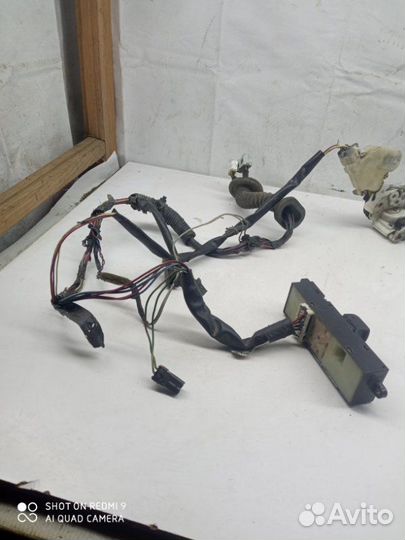 Проводка двери передняя левая Nissan Almera