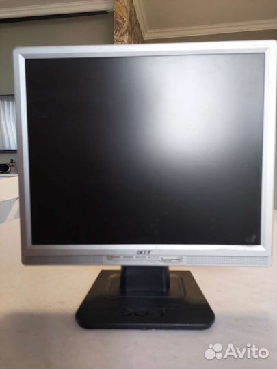 Монитор Samsung 22 дюйма 226BW