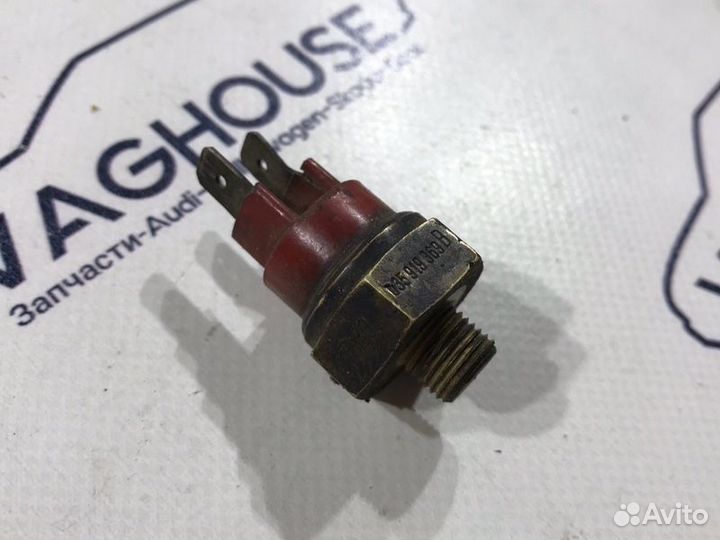 Датчик температуры охлаждающей жидкости Audi