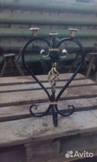 Подсвечник