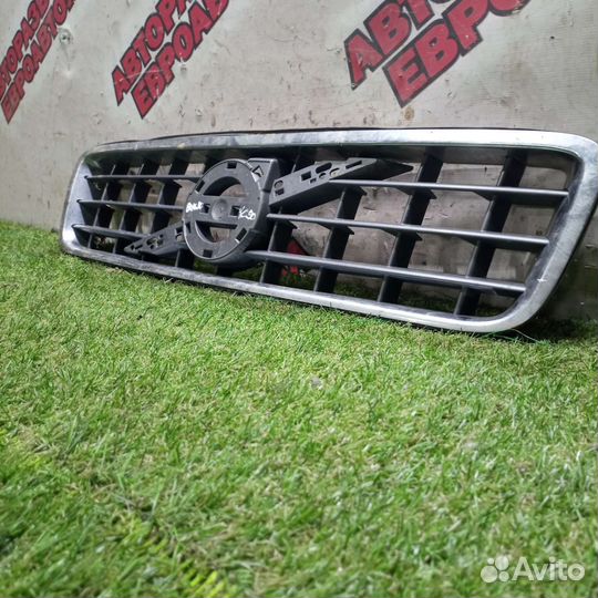 Решетка радиатора Volvo XC90
