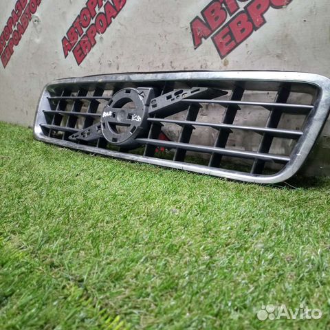 Решетка радиатора Volvo XC90