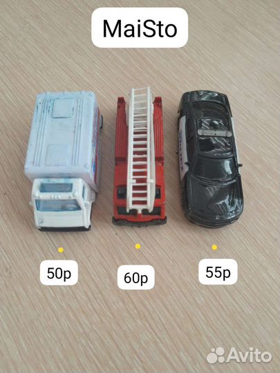 Коллекционные машинки разных компаний