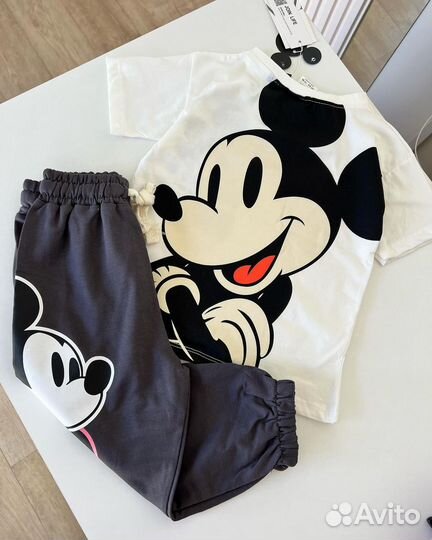 Костюм Zara с Микки Маусом
