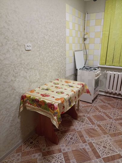 2-к. квартира, 42 м², 1/2 эт.