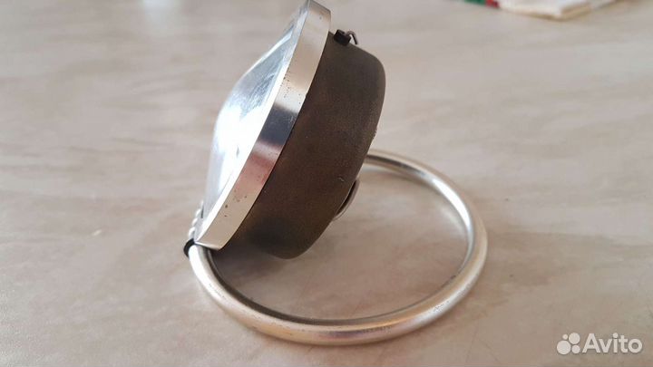 Советские часы-будильник