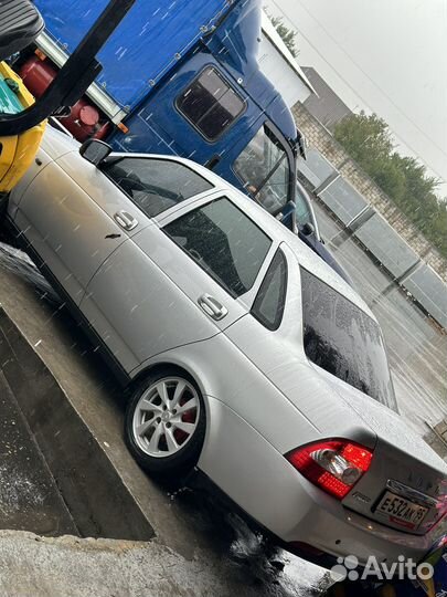 Сидения на priora 2