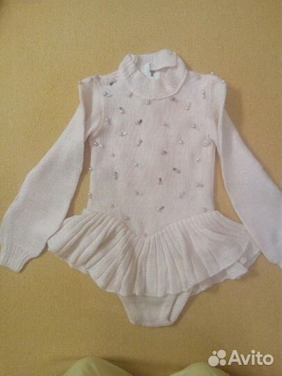 Костюм для фигурного катания 110р