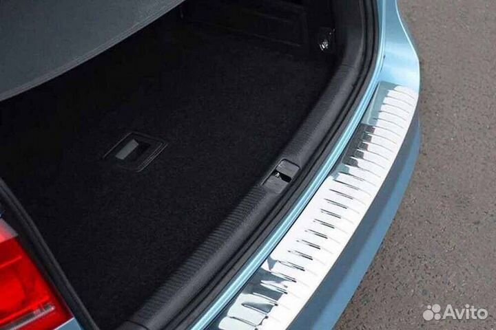 Накладка на задний бампер Volkswagen Passat B7