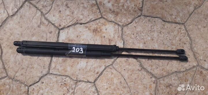 Амортизатор капота 2шт. Mercedes C-Class W203