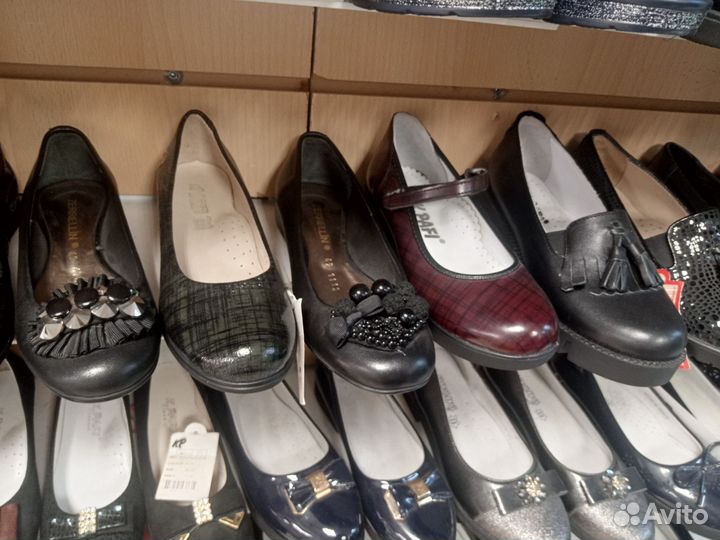 Обувь для девочки и девушки