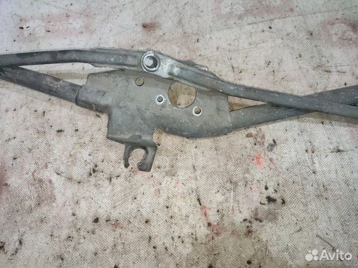 Трапеция стеклоочистителя Volkswagen Passat B3 2E