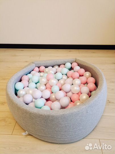Мягкий бассейн с шариками, для деток