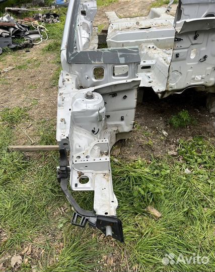 Правый ланжерон Kia Rio 2