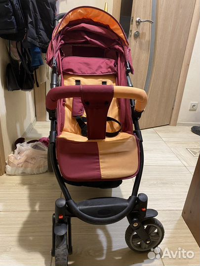 Прогулочная коляска