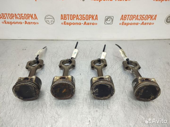 Поршня с шатуном Nissan X-Trail T31 MR20DE