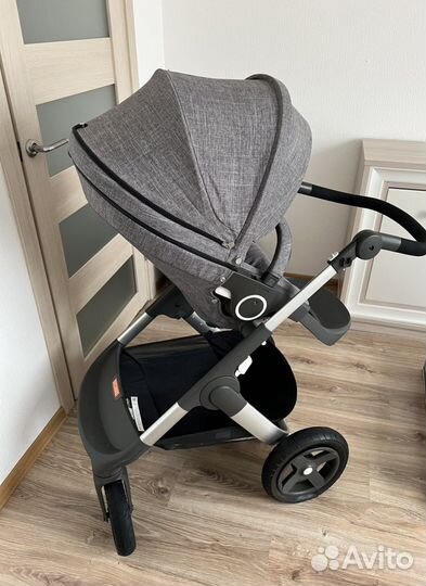Коляска Stokke