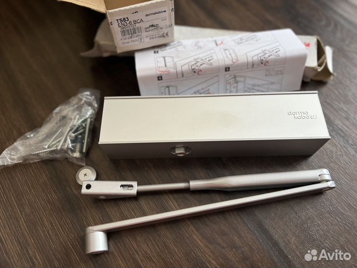 Доводчик dormakaba (dorma) новый TS 83 EN3-6 BC