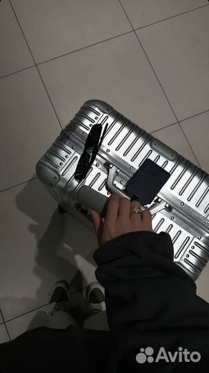 Чемодан алюминиевый rimowa original