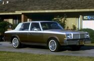 Buick Century IV (1978—1982) Седан