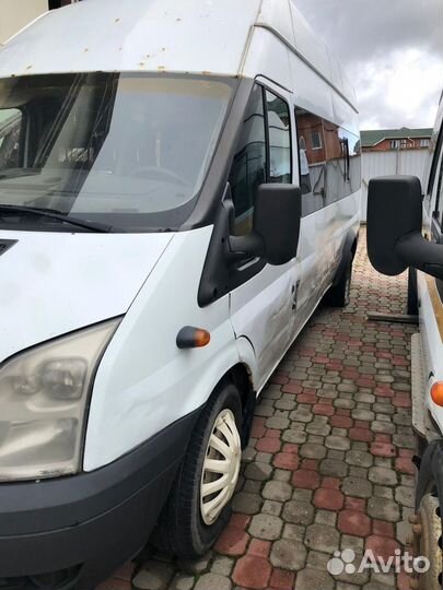 Ford Transit микроавтобус, 2011
