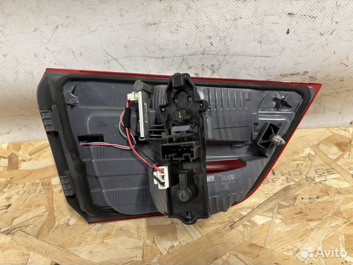 Фонарь правый в крышку BMW X3 F25 7217314