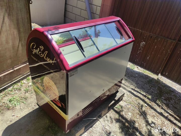 Морозильный ларь витрина