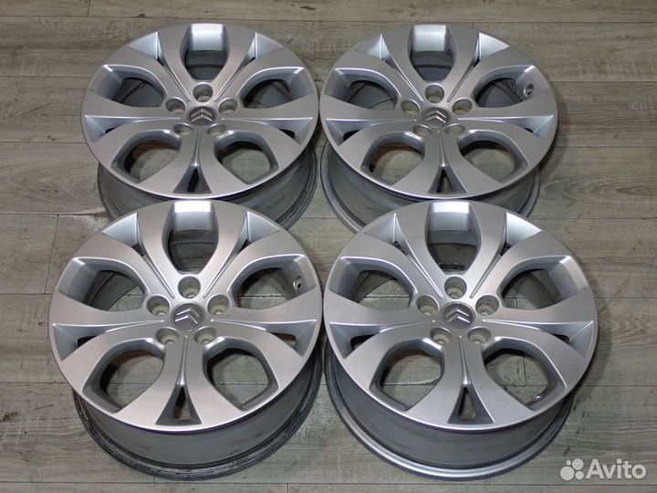 Комплект оригинальных R17 дисков Citroen C5